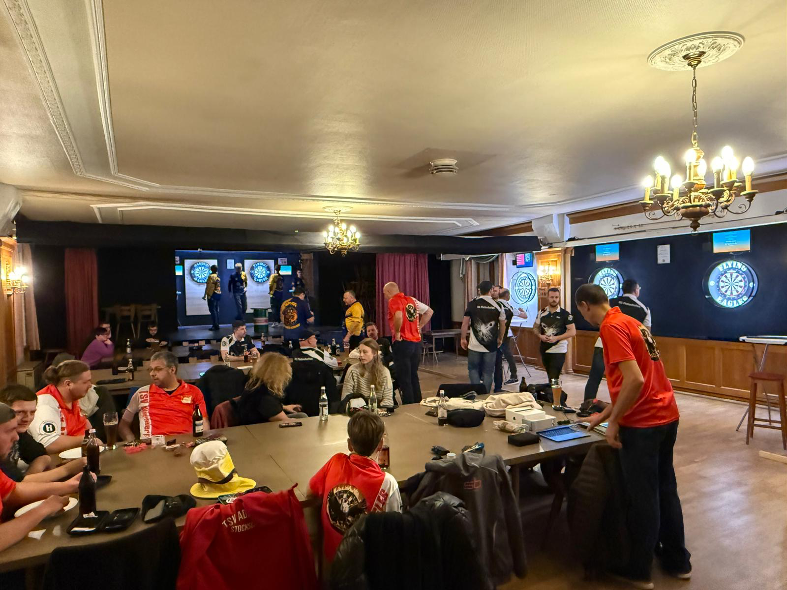 Gemütliche Stimmung vor dem Spieltag